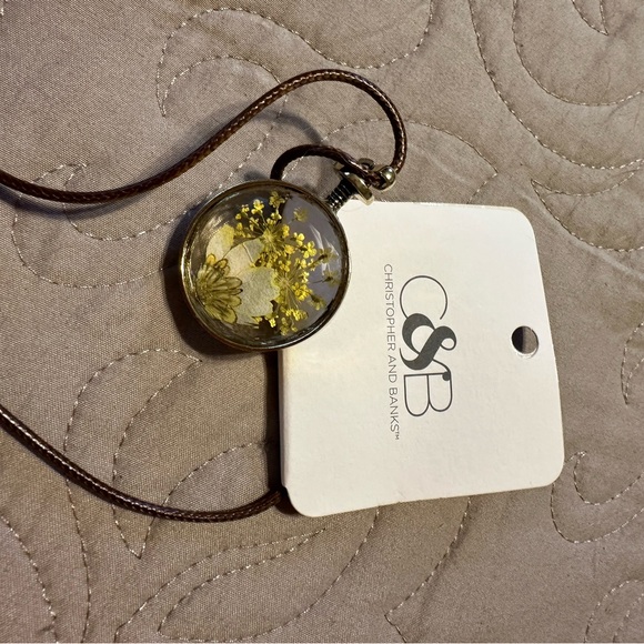 New necklace - Picture 3 of 5